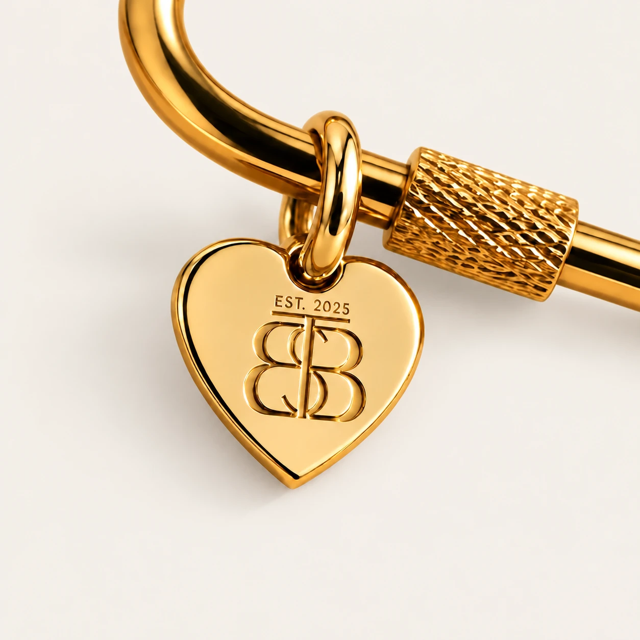Mit Gold-Connector